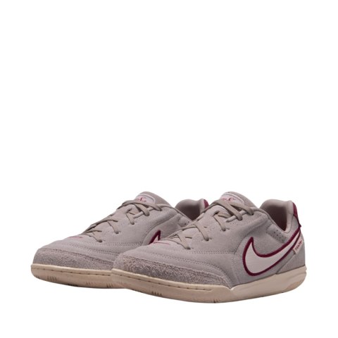 Halówki dla dzieci Nike Tiempo Streetgato IC IO9608 216
